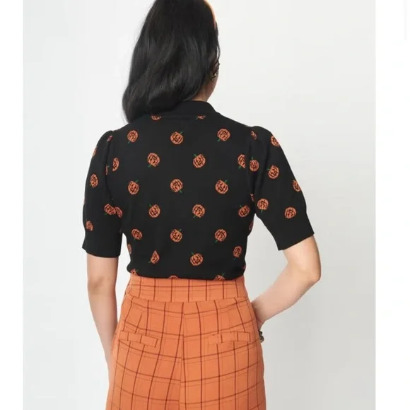 Unique Vintage Black Pumpkin Dot Prim & Pretty Sweater - Picture 2 of 3